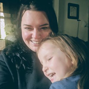 Meet your Posher, Val